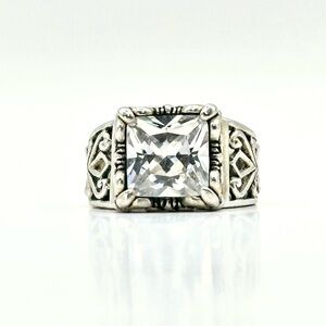 Silpada Retired R0981 Sterling Silver  & CZ Uptown Ring Size 7